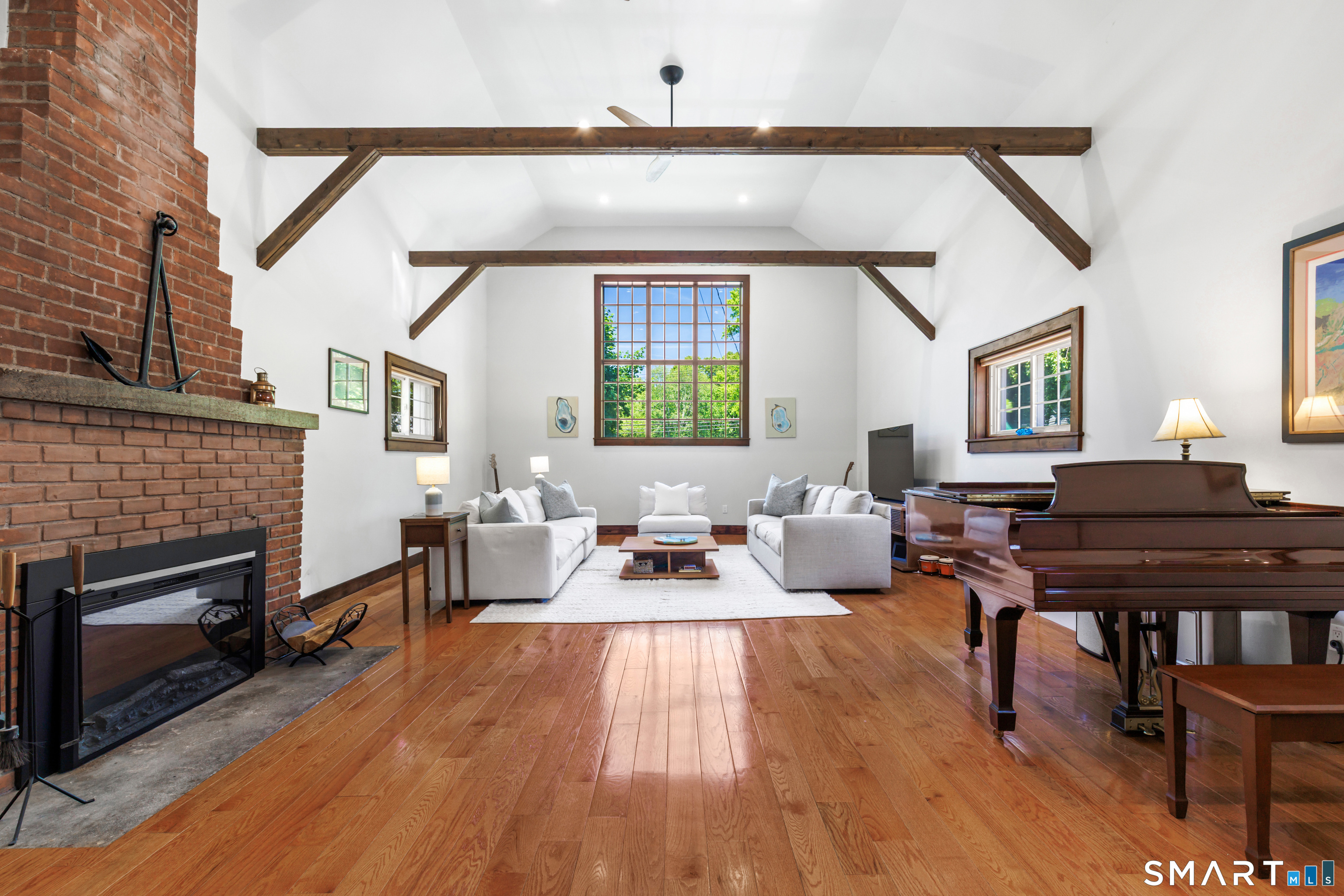 253 Tokeneke Road Darien CT 06820