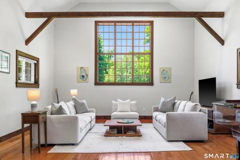 253 Tokeneke Road Darien CT 06820