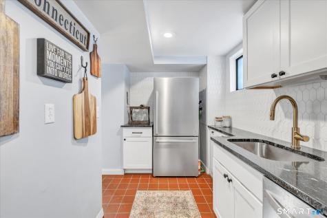 15 Hughes Place New Haven CT 06511