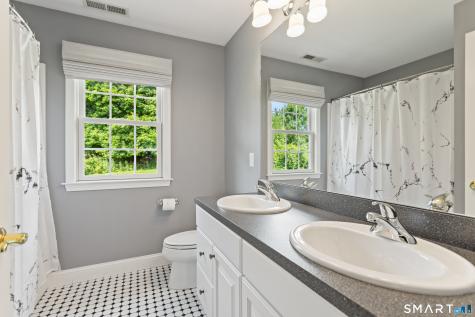 3 Tobins Court Danbury CT 06810