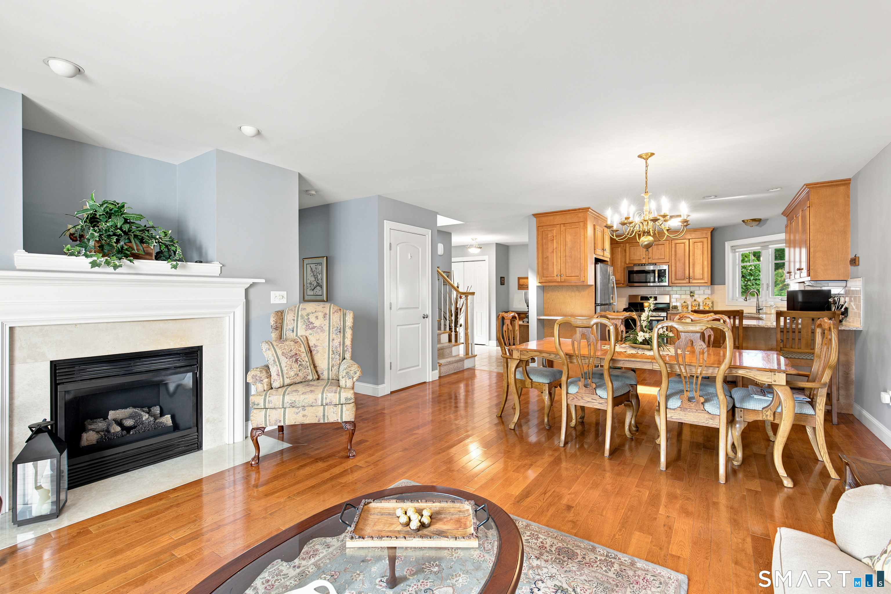15 West Pine Way Plainville CT 06062