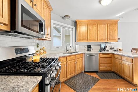 15 West Pine Way Plainville CT 06062