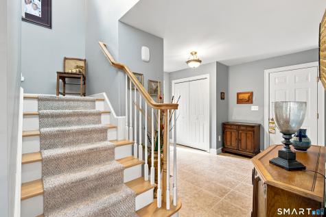 15 West Pine Way Plainville CT 06062