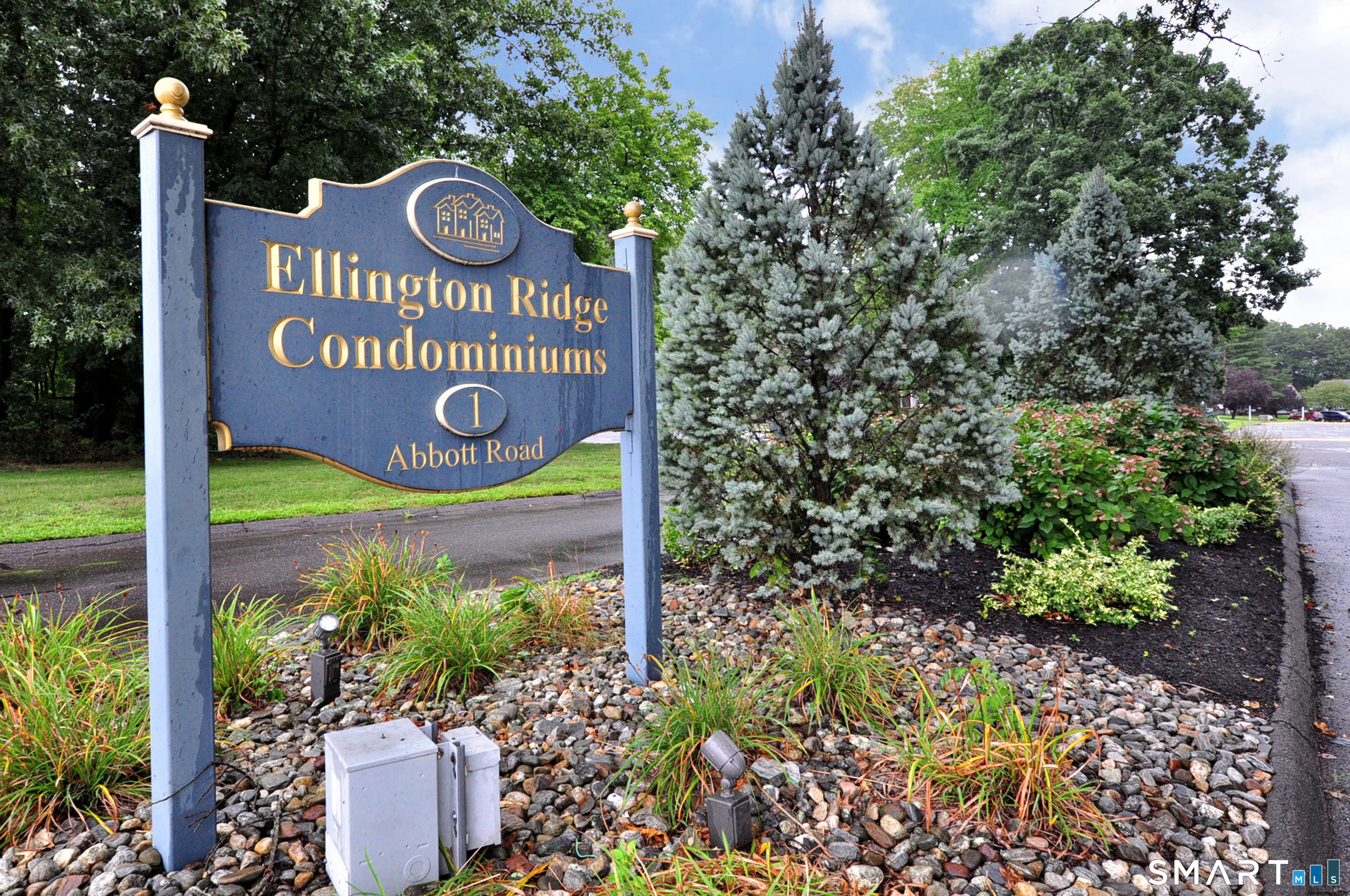 1 Abbott Road Ellington CT 06029