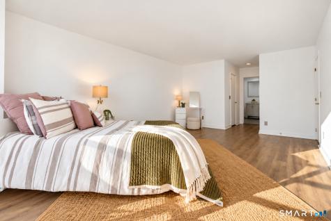 31 Harbour Close New Haven CT 06519