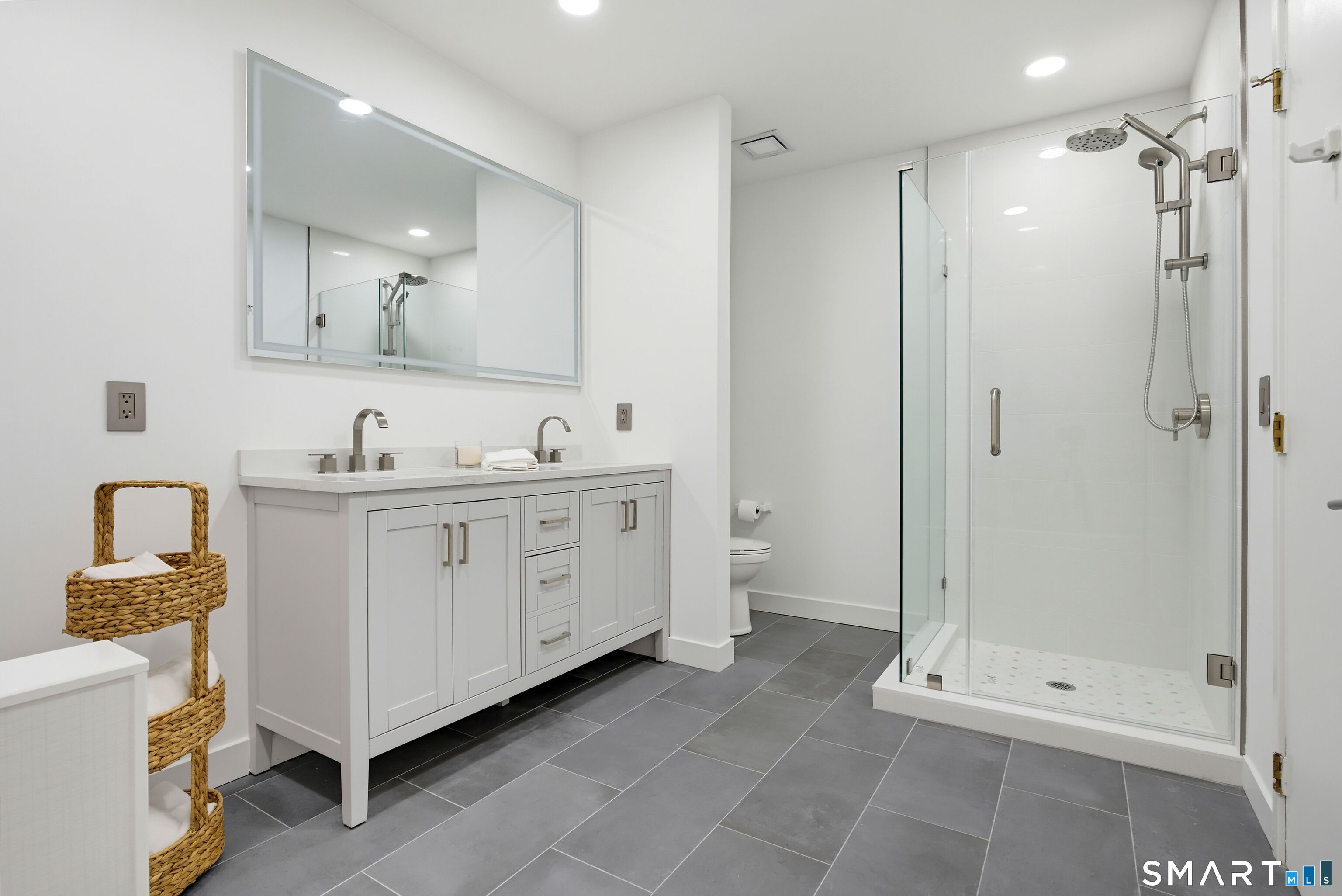 31 Harbour Close New Haven CT 06519