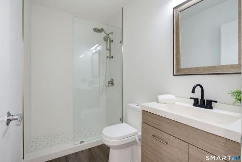 31 Harbour Close New Haven CT 06519
