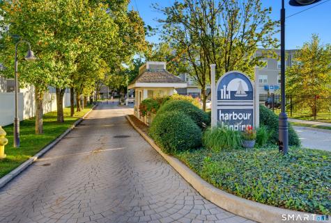 31 Harbour Close New Haven CT 06519