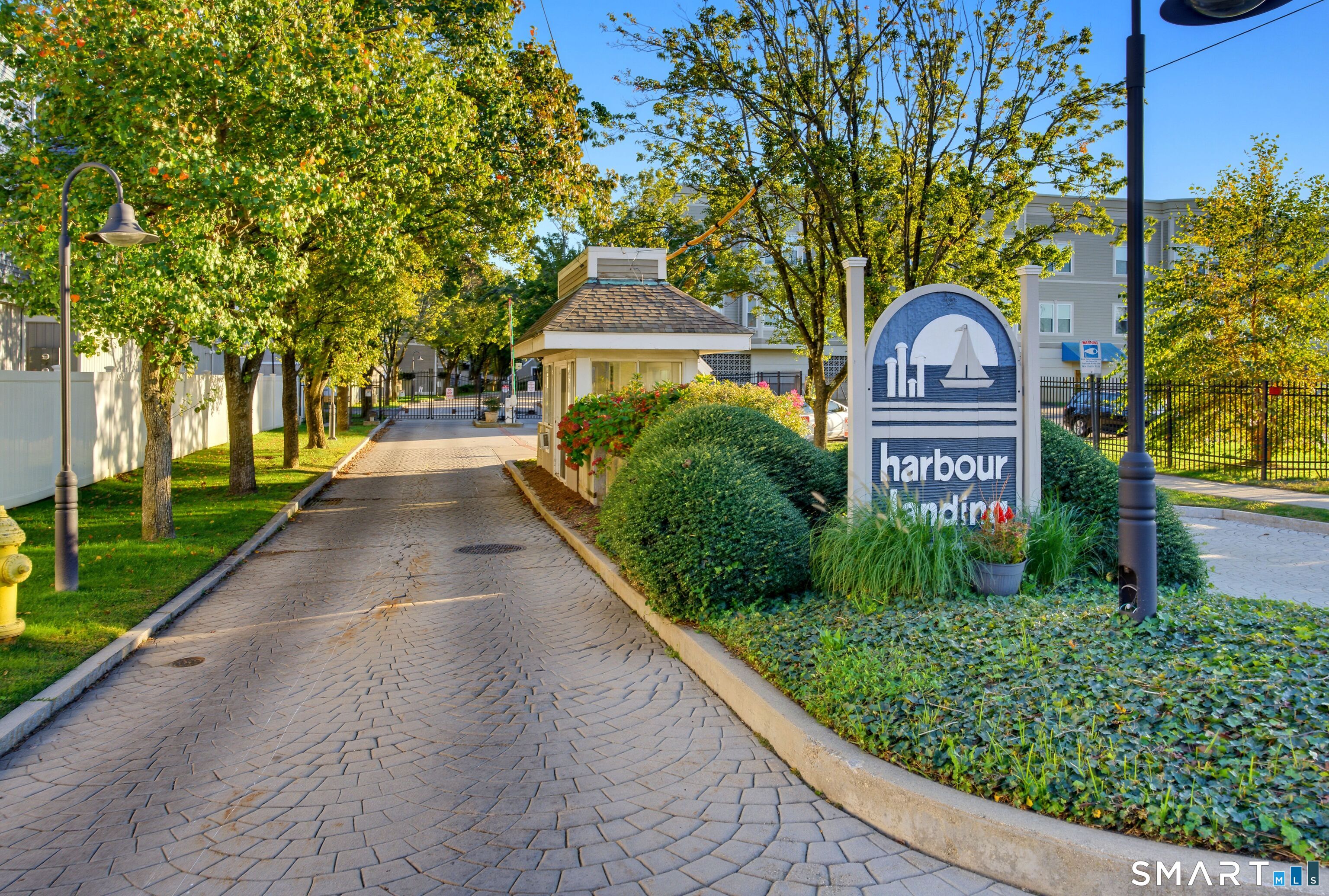 31 Harbour Close New Haven CT 06519