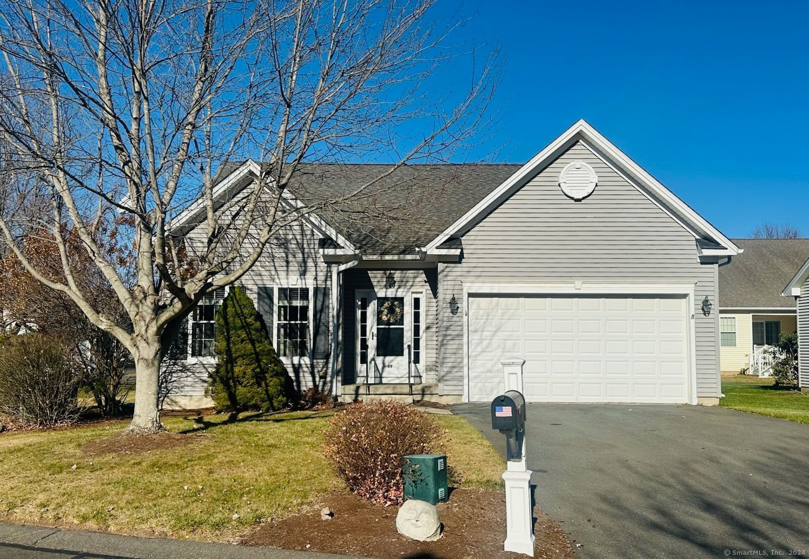 39 Grand Boulevard Ellington CT 06029