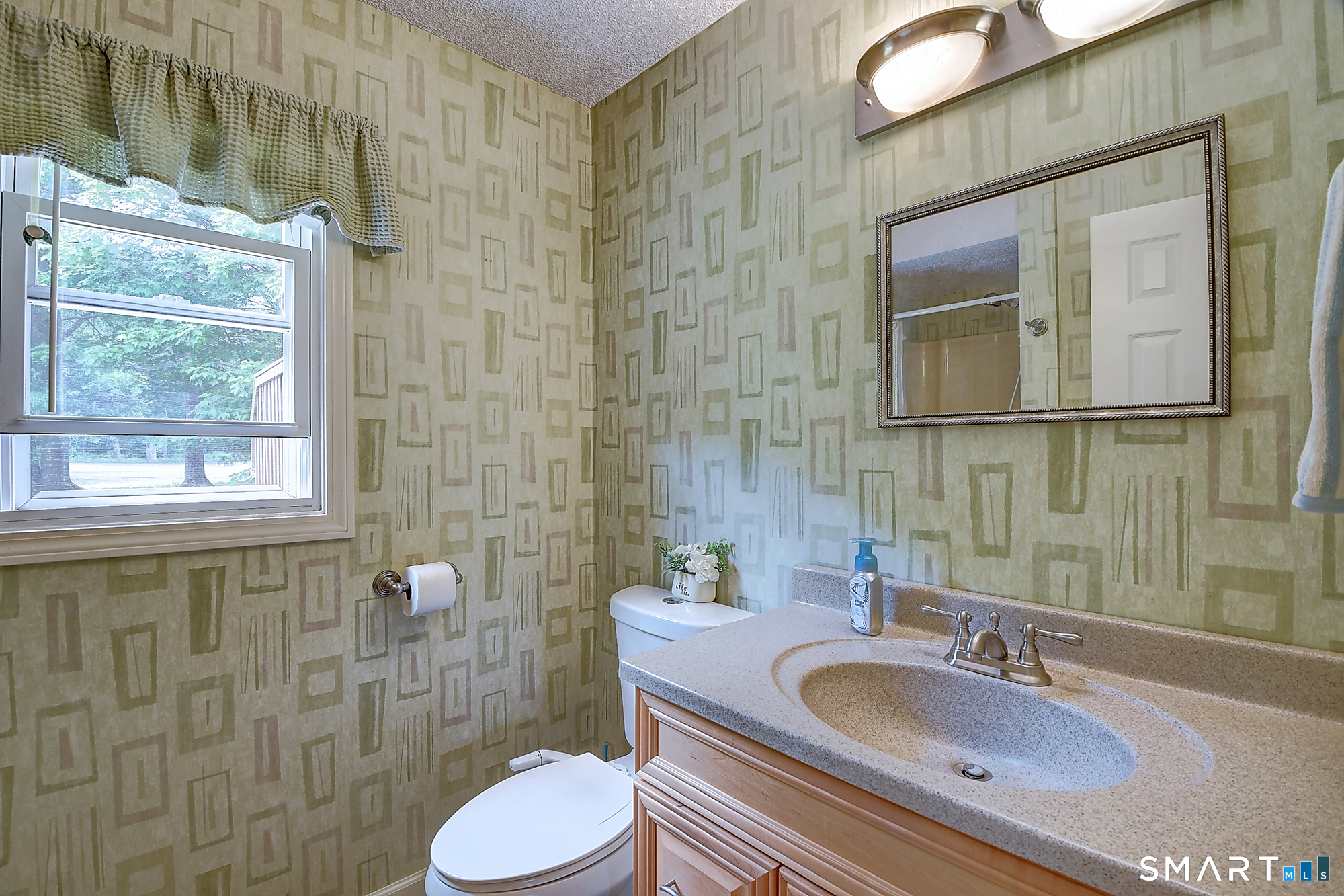 416 Georgetown Drive Glastonbury CT 06033