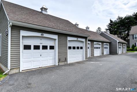 416 Georgetown Drive Glastonbury CT 06033