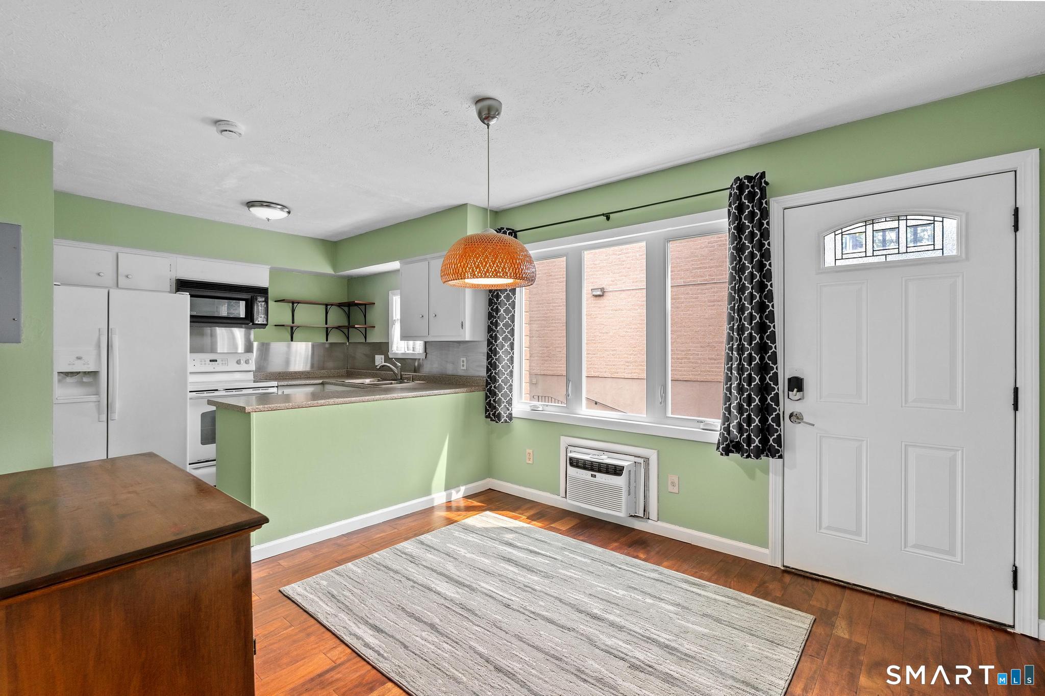 120 Wooster Street New Haven CT 06511