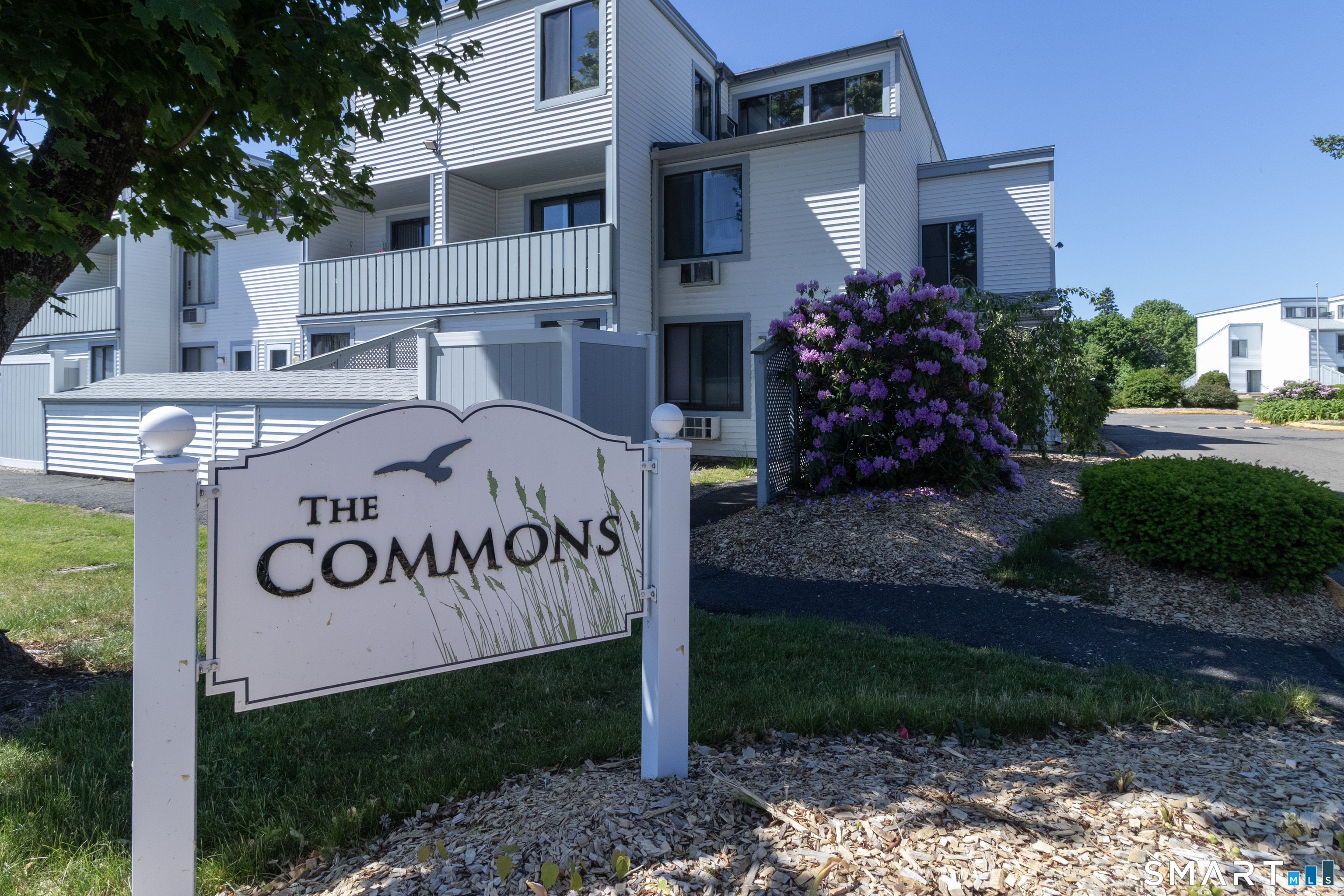 18 Hamre Lane Branford CT 06405