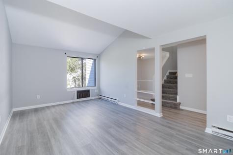 18 Hamre Lane Branford CT 06405