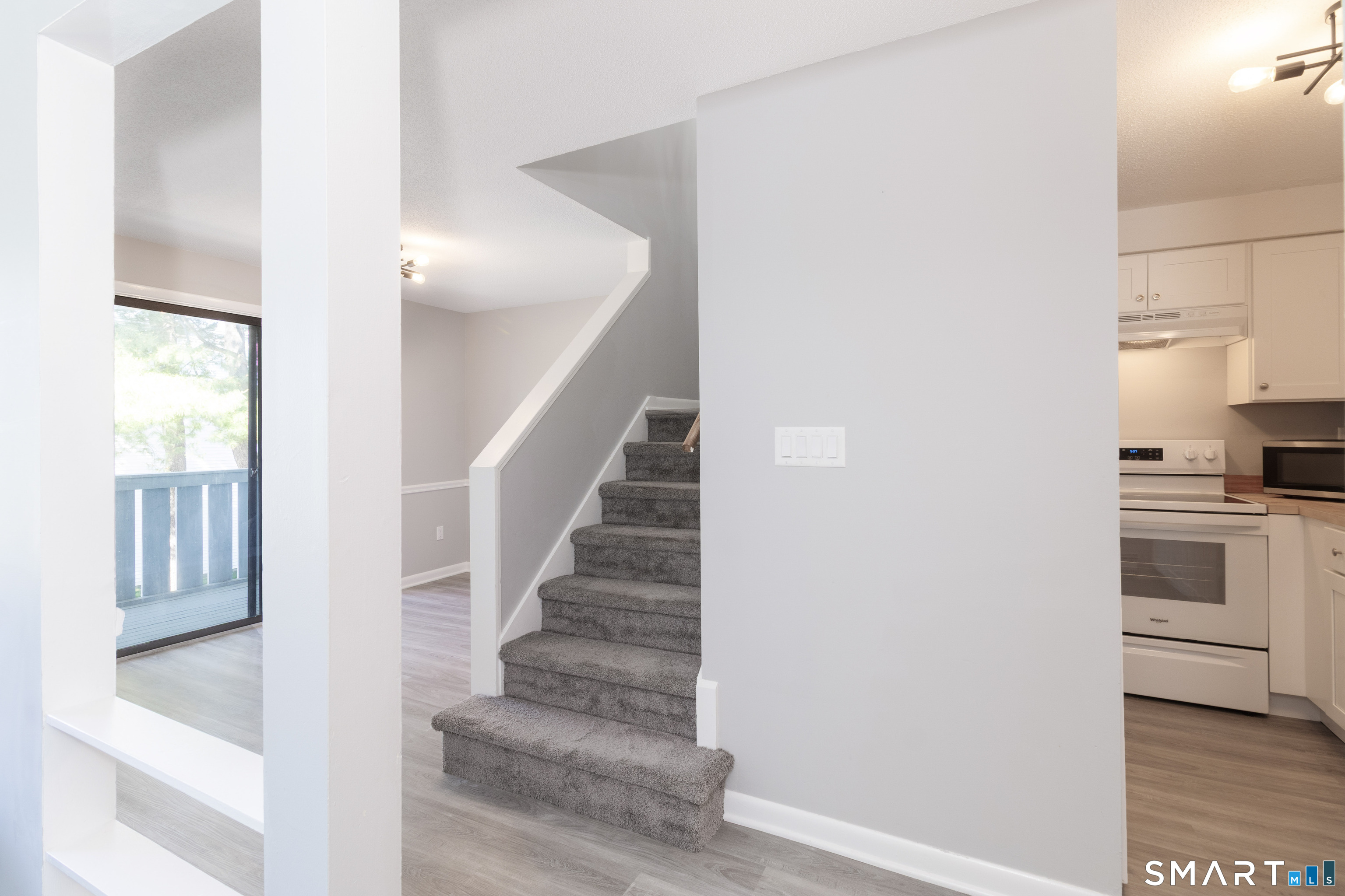 18 Hamre Lane Branford CT 06405