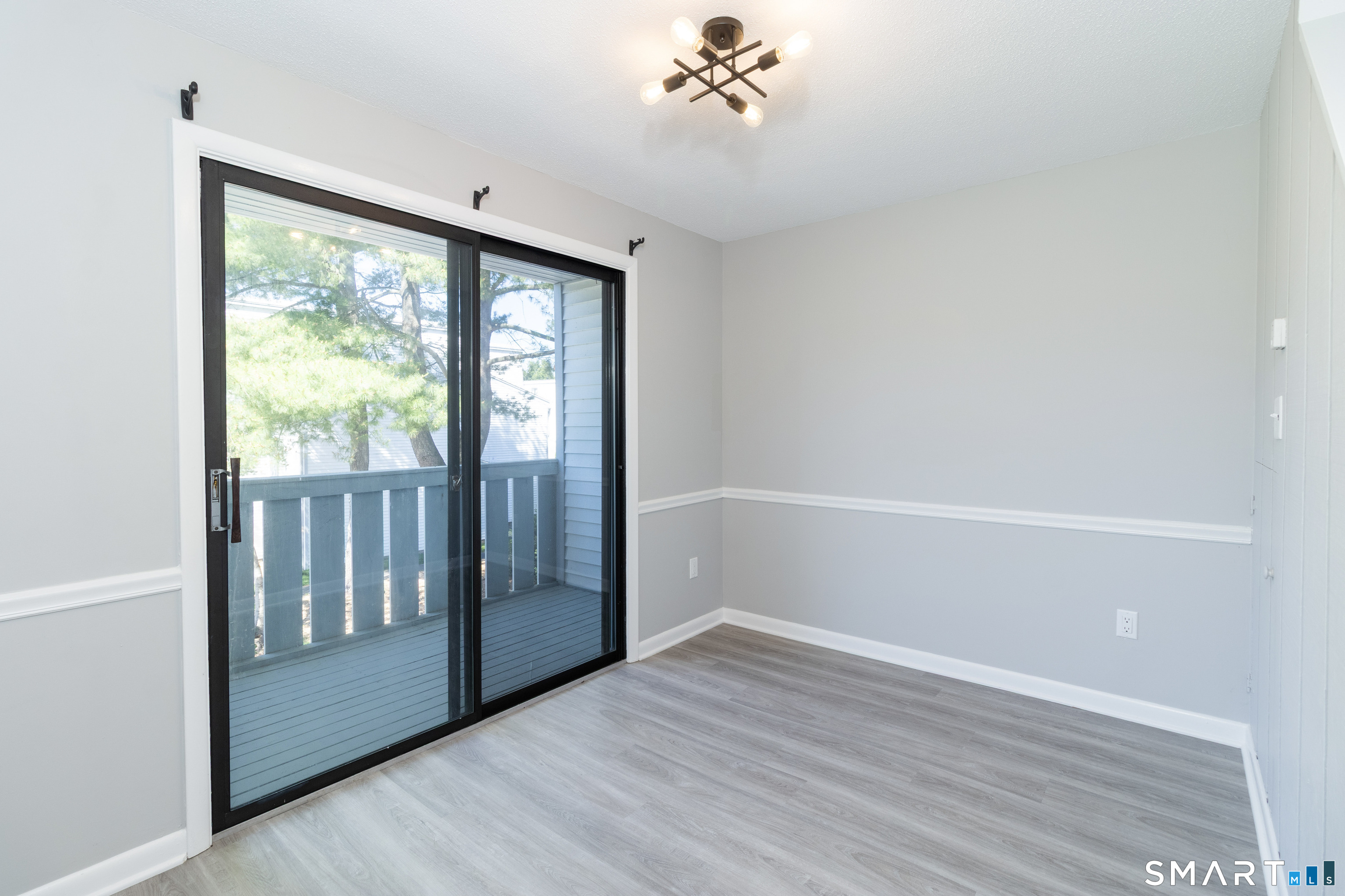 18 Hamre Lane Branford CT 06405