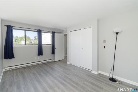 18 Hamre Lane Branford CT 06405