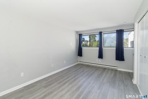 18 Hamre Lane Branford CT 06405