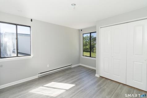 18 Hamre Lane Branford CT 06405