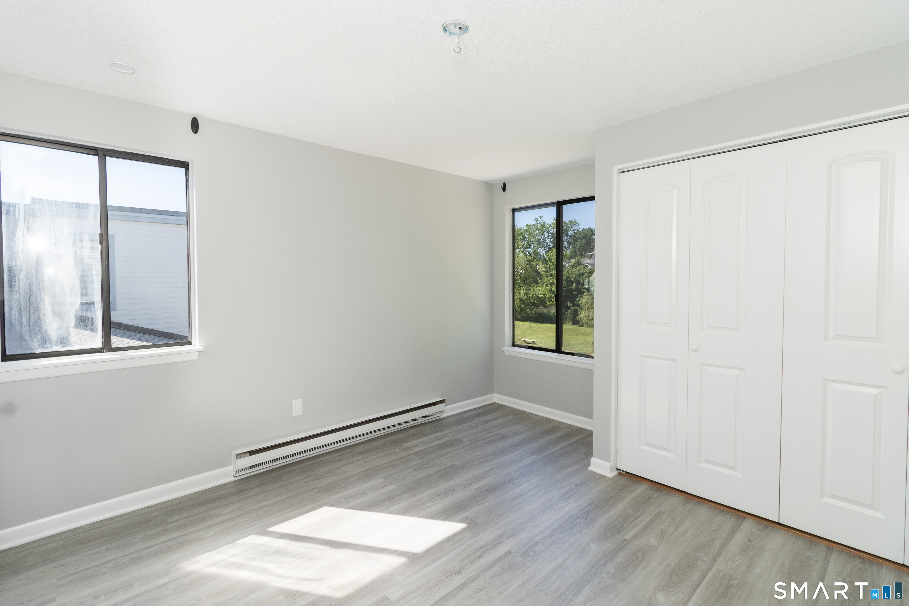 18 Hamre Lane Branford CT 06405