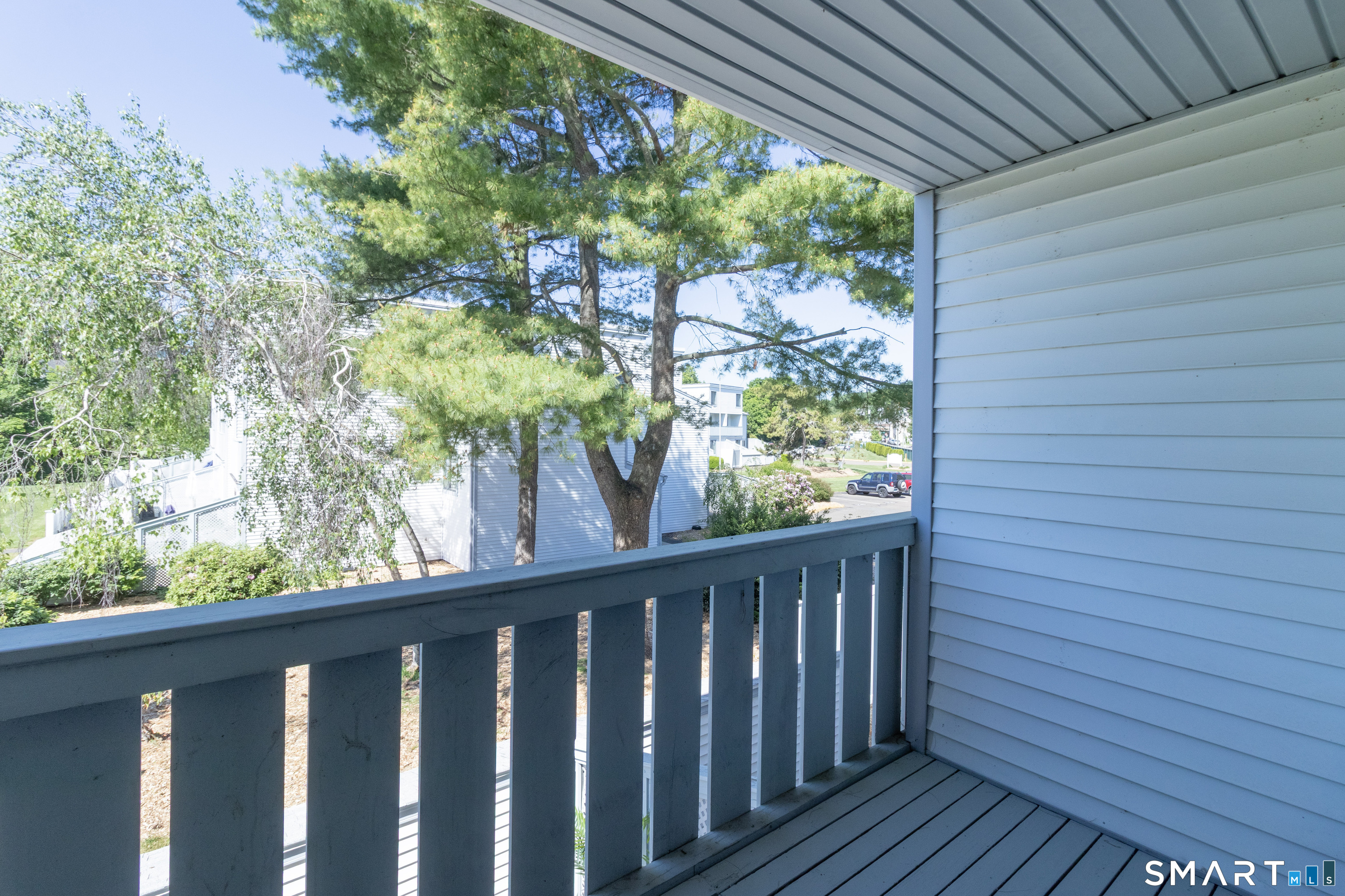 18 Hamre Lane Branford CT 06405