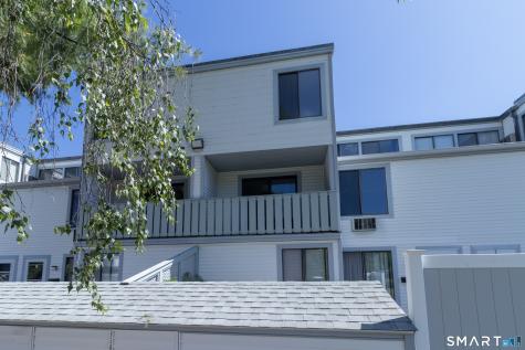 18 Hamre Lane Branford CT 06405