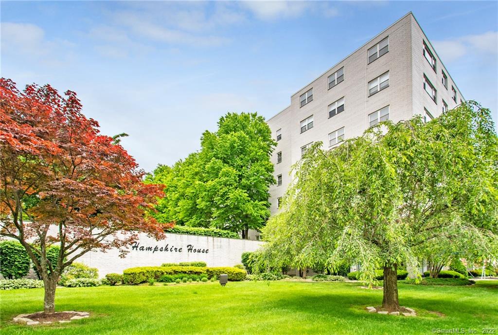 893 Farmington Avenue West Hartford CT 06119