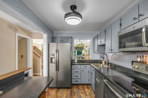 85 North Main Street East Hampton CT 06424