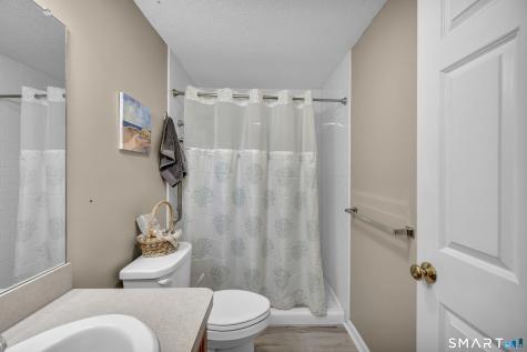66 Dannys Way Wallingford CT 06492