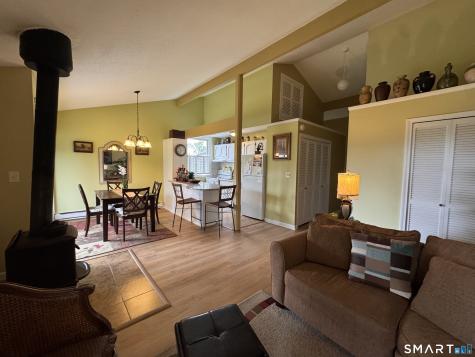 8-B Country Squire Drive Cromwell CT 06416