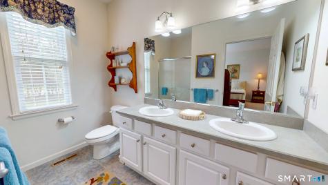 53 Phillips Farm Road East Hartford CT 06118