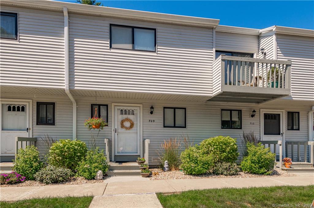 709 Timber Lane Canton CT 06019