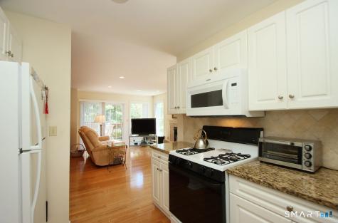 25 Hamden Hills Drive Hamden CT 06518
