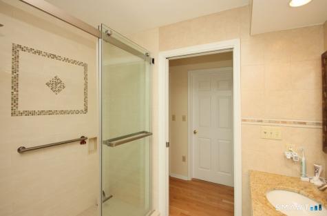 25 Hamden Hills Drive Hamden CT 06518