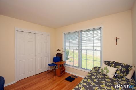 25 Hamden Hills Drive Hamden CT 06518