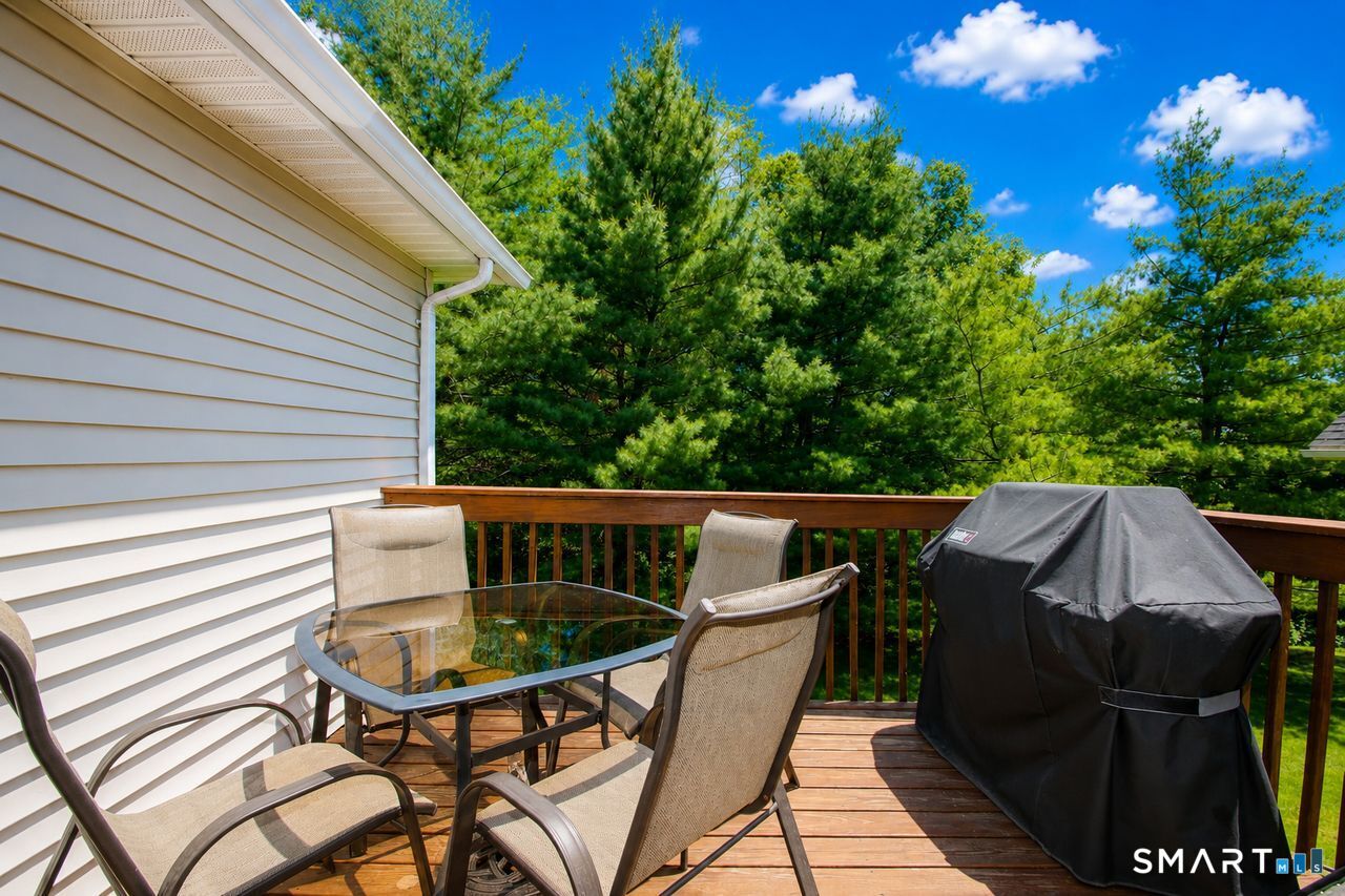 25 Hamden Hills Drive Hamden CT 06518