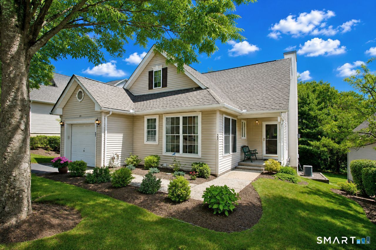 25 Hamden Hills Drive Hamden CT 06518