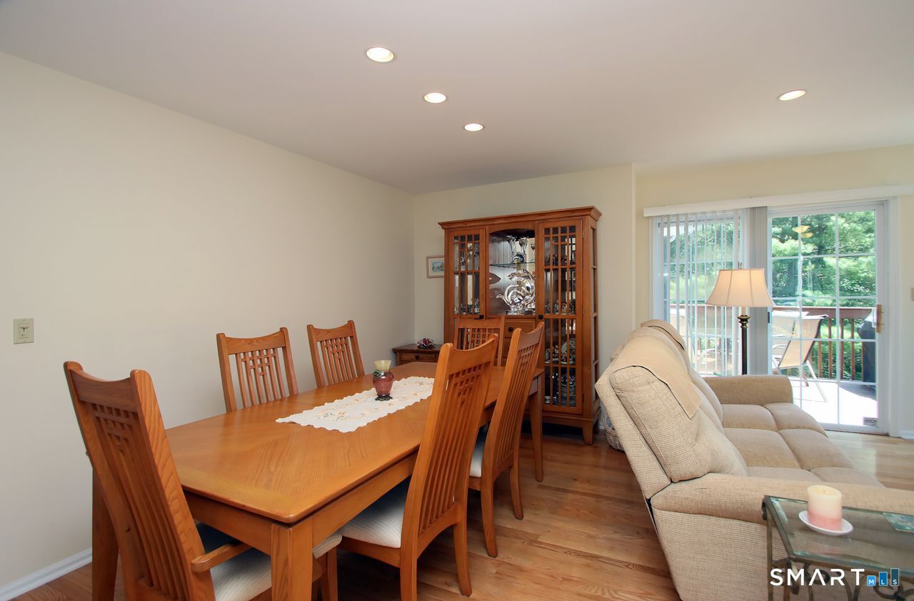 25 Hamden Hills Drive Hamden CT 06518