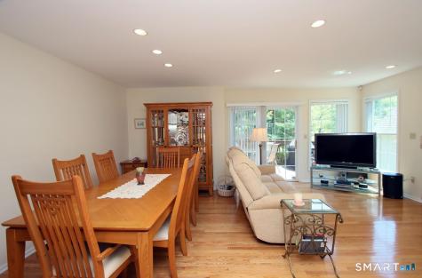 25 Hamden Hills Drive Hamden CT 06518