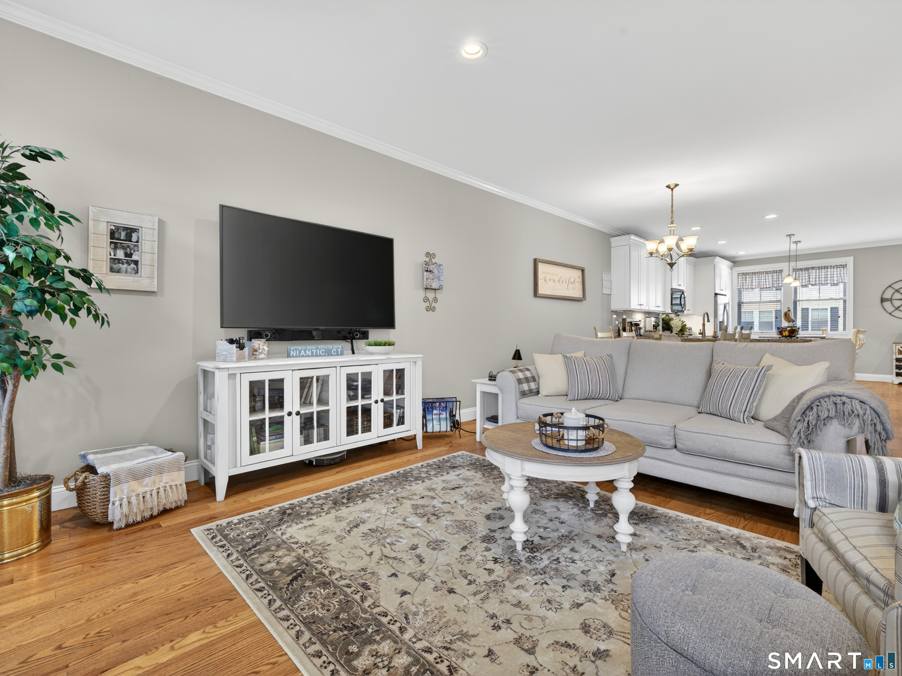 11 Village Crossing East Lyme CT 06357