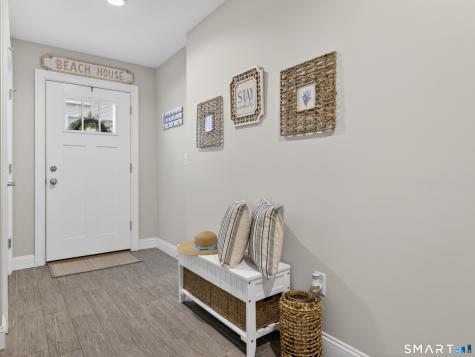 11 Village Crossing East Lyme CT 06357