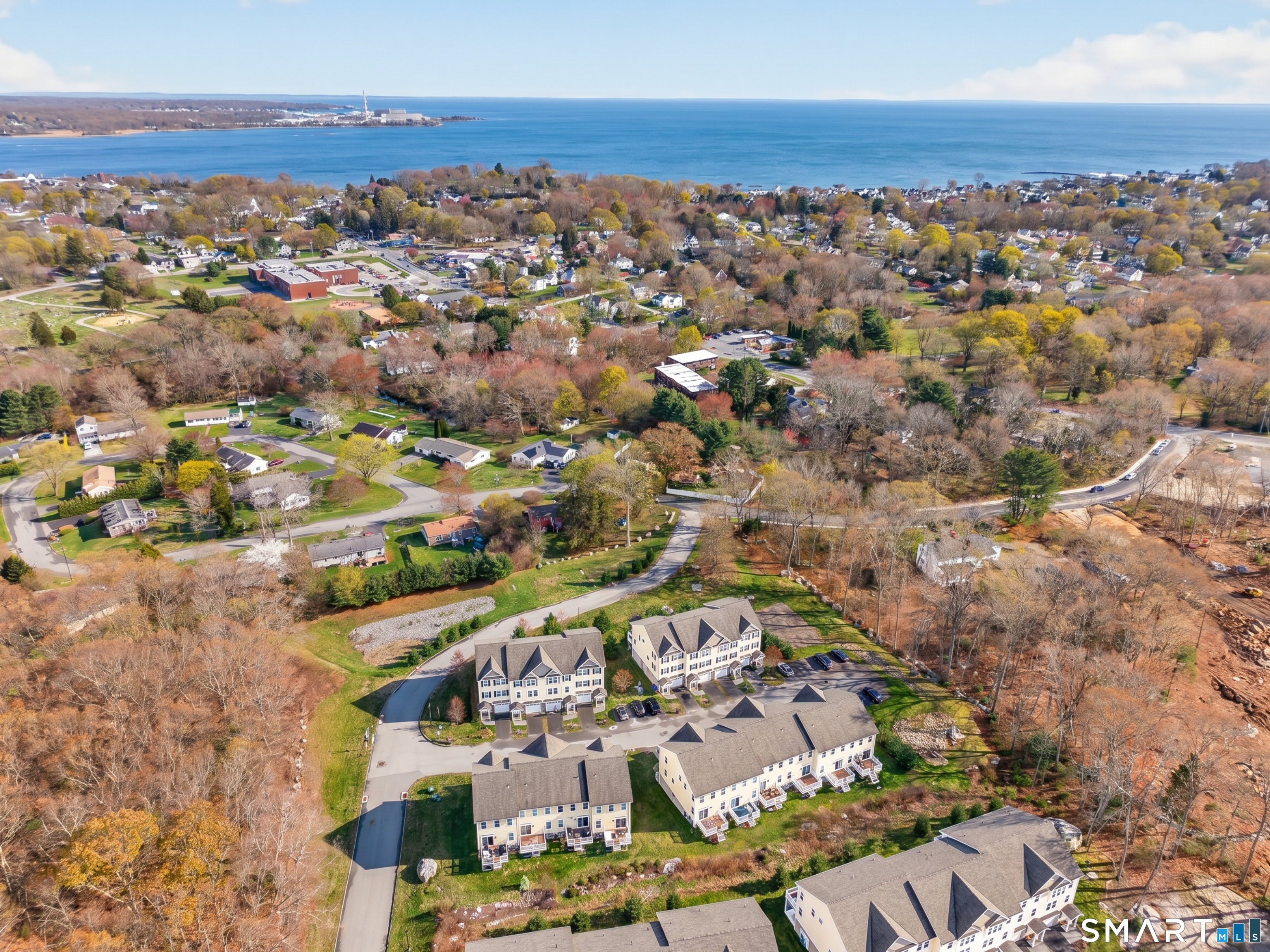 11 Village Crossing East Lyme CT 06357