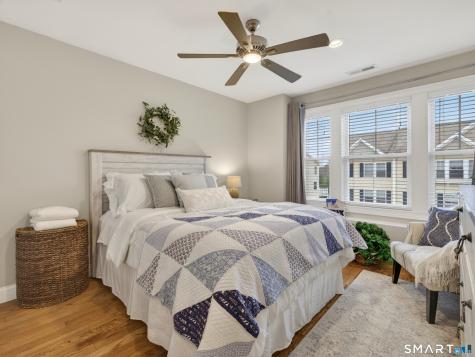 11 Village Crossing East Lyme CT 06357