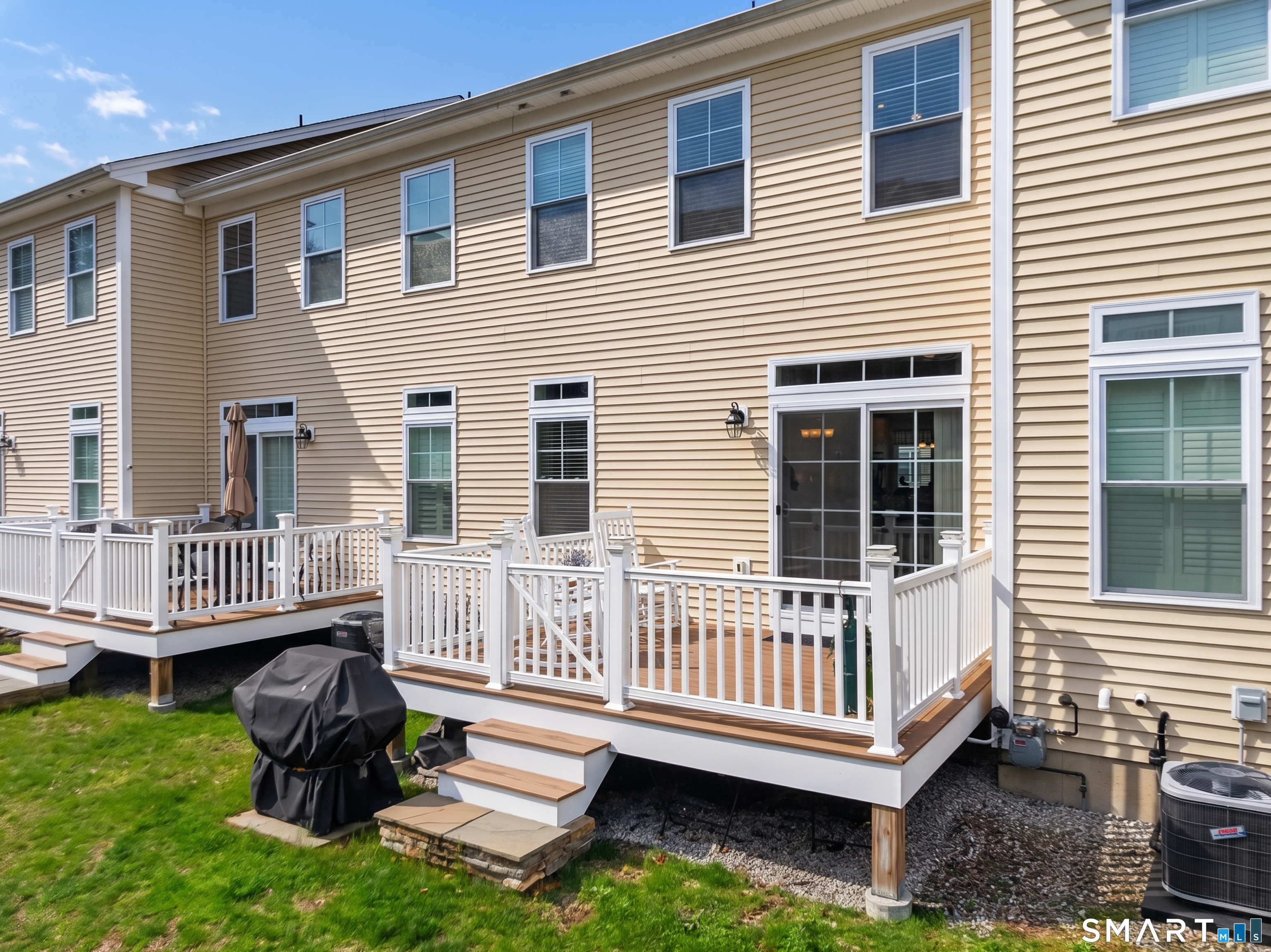 11 Village Crossing East Lyme CT 06357