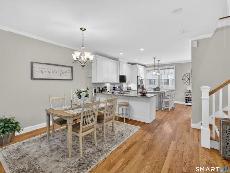 11 Village Crossing East Lyme CT 06357