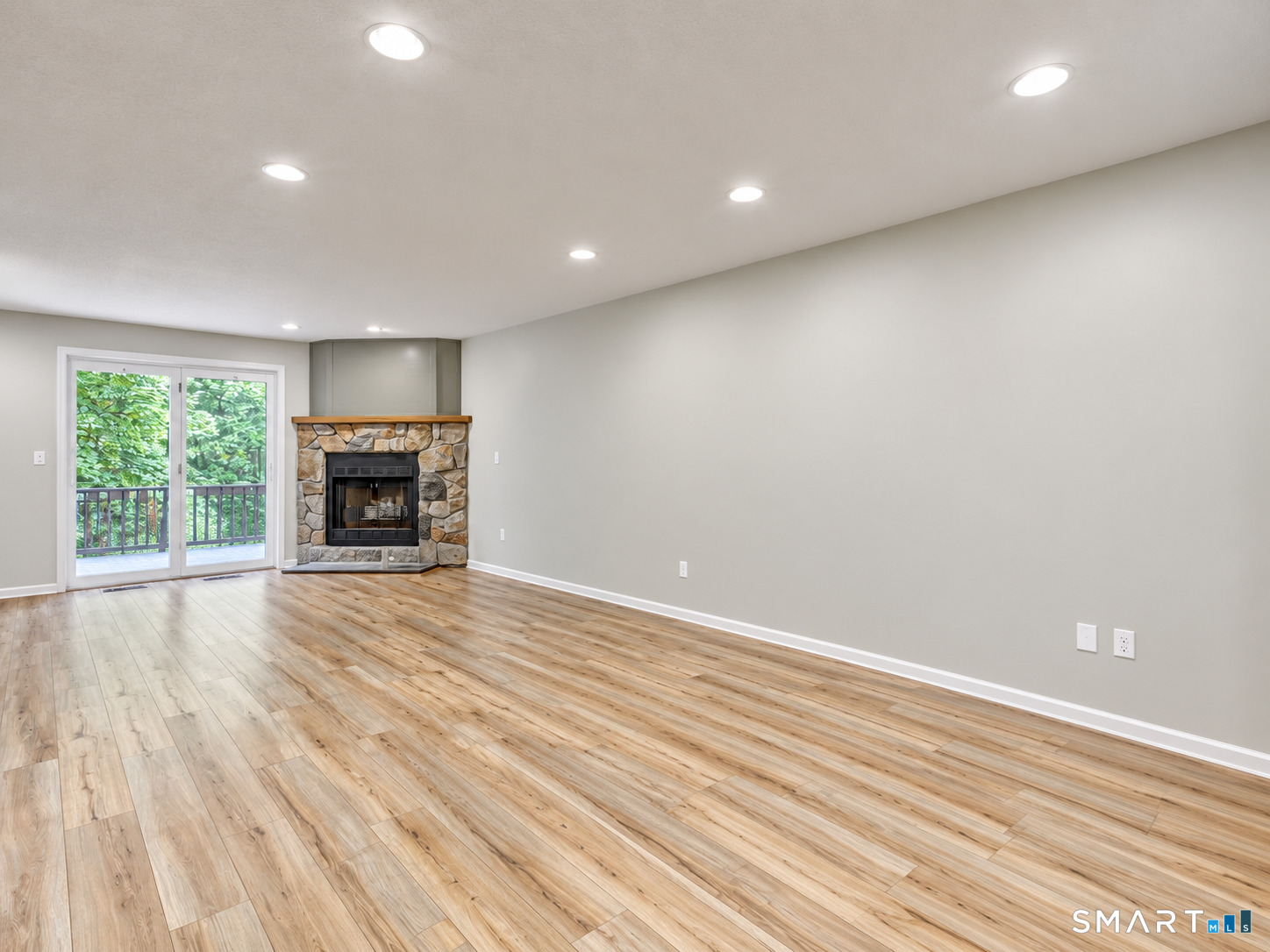 704 Mill Pond Drive South Windsor CT 06074
