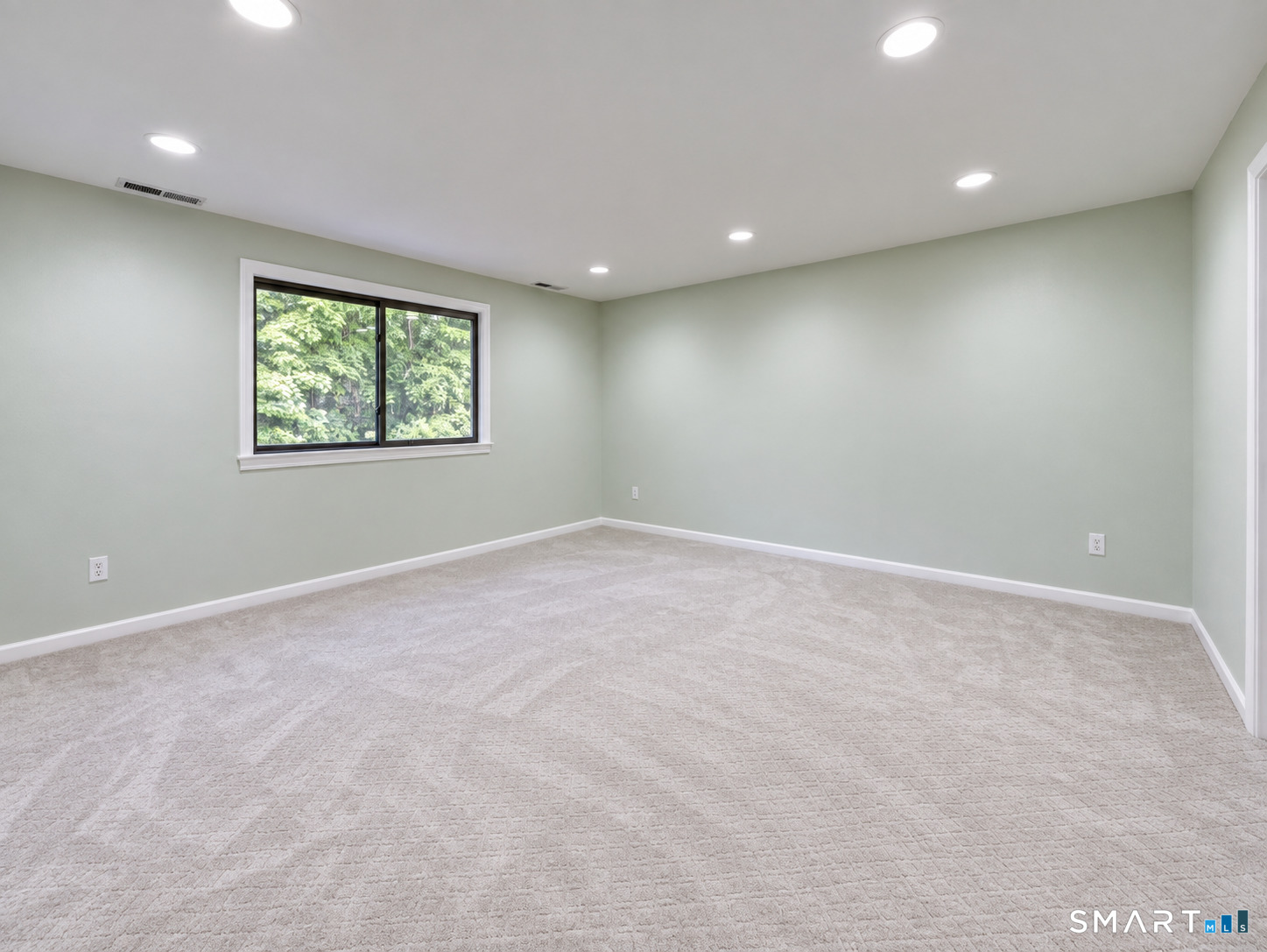 704 Mill Pond Drive South Windsor CT 06074