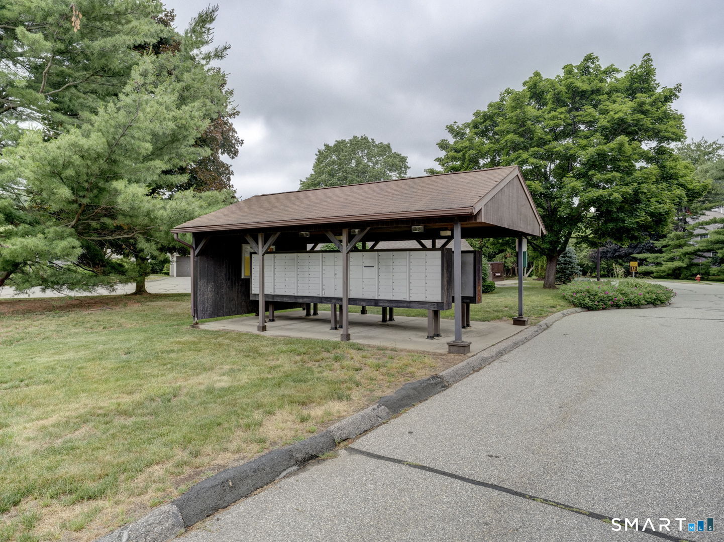 704 Mill Pond Drive South Windsor CT 06074