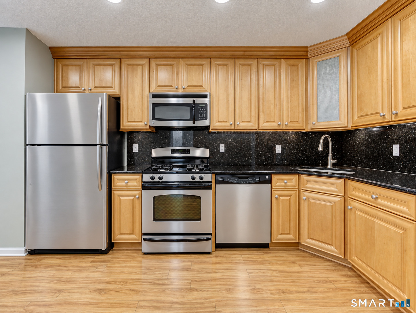 704 Mill Pond Drive South Windsor CT 06074